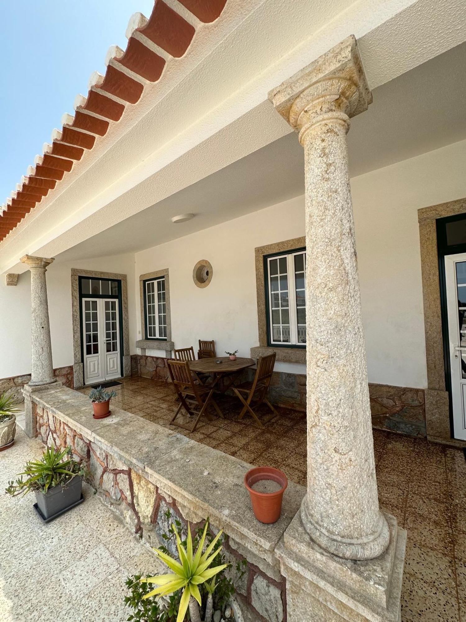 Casa Branca Hostel Ericeira Luaran gambar